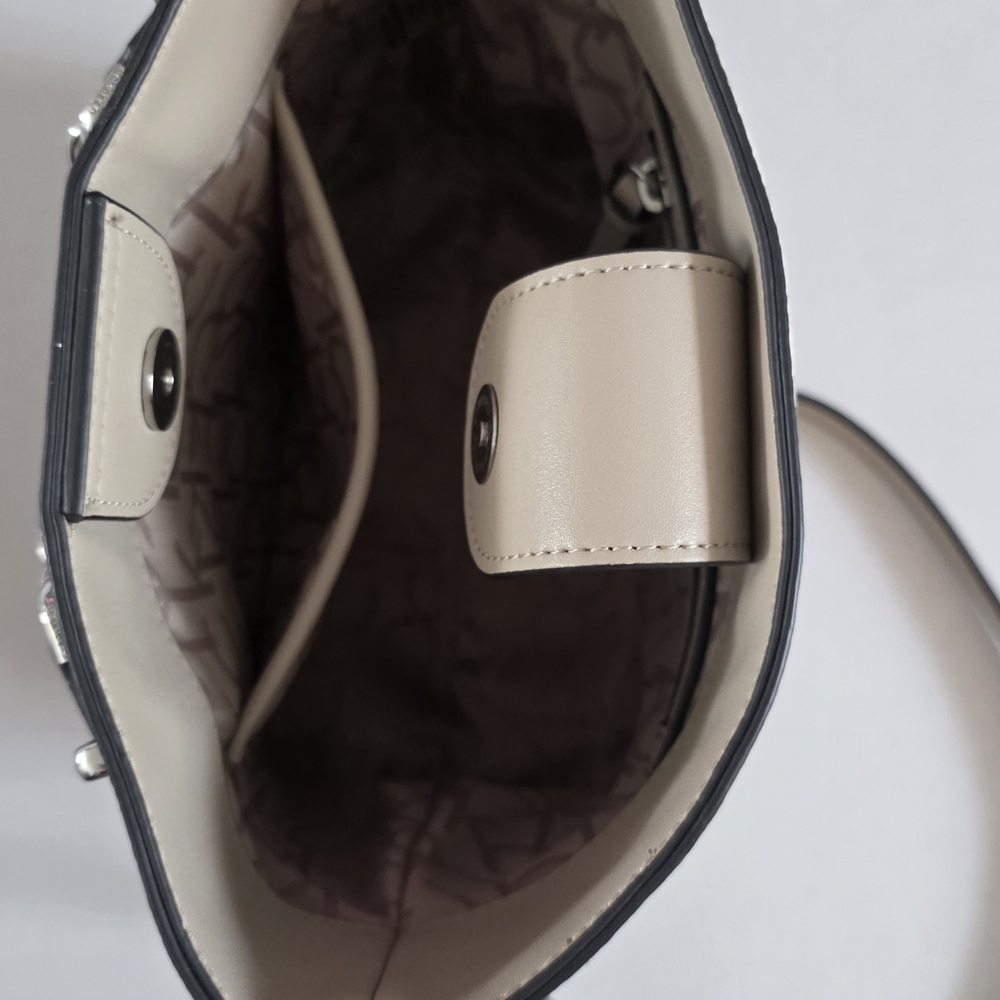 CALVIN KLEIN Adrina Crossbody Bag In Vanilla Khk - Picture 4 of 9
